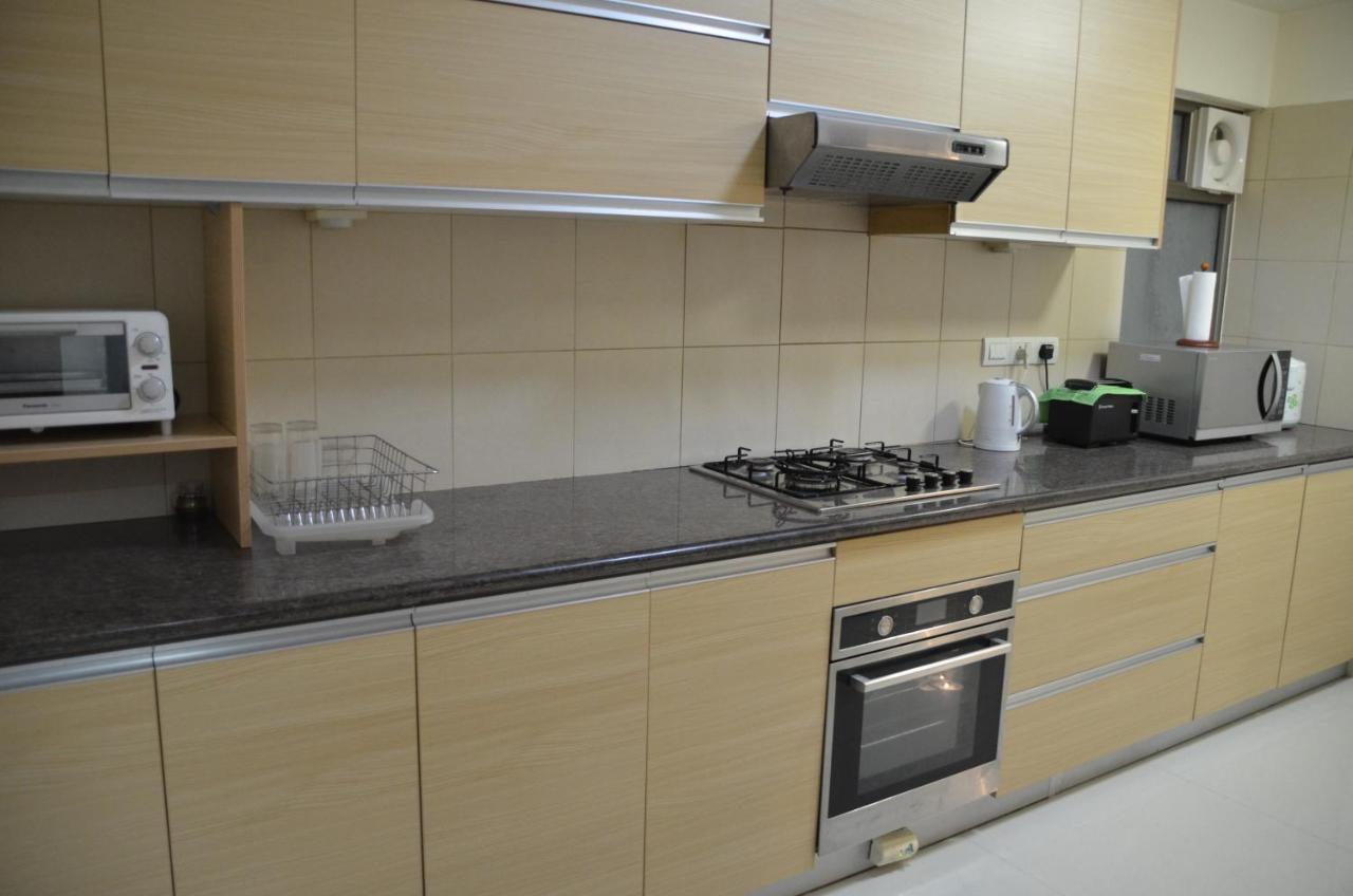 Atrium - Iconic Apartment Sri Jayewardenepura Kotte Luaran gambar