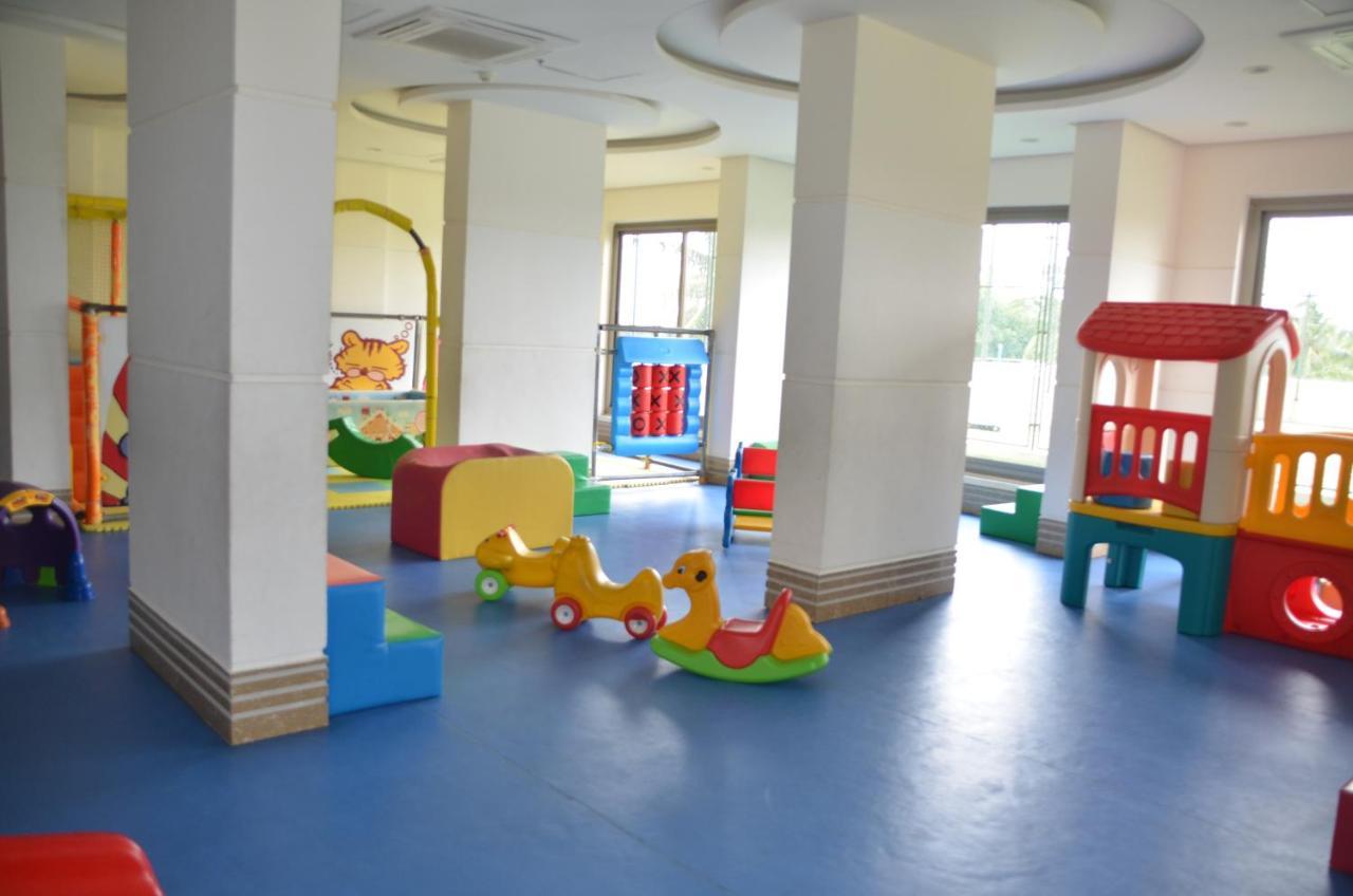 Atrium - Iconic Apartment Sri Jayewardenepura Kotte Luaran gambar