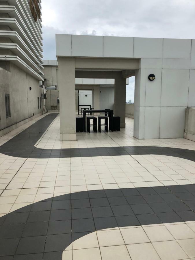 Atrium - Iconic Apartment Sri Jayewardenepura Kotte Luaran gambar