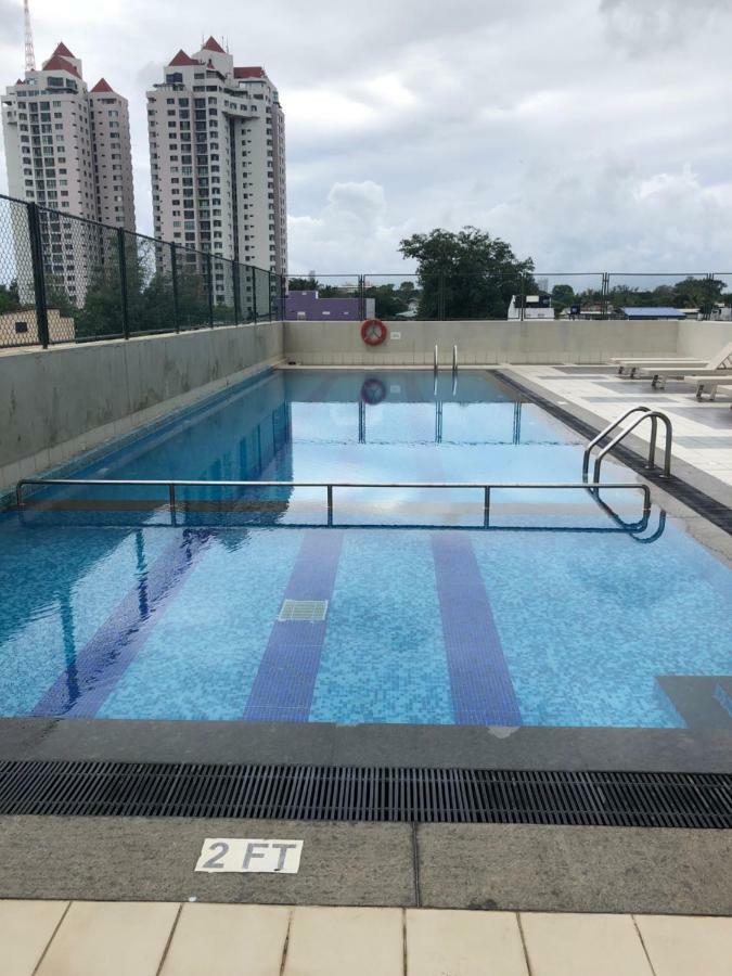 Atrium - Iconic Apartment Sri Jayewardenepura Kotte Luaran gambar