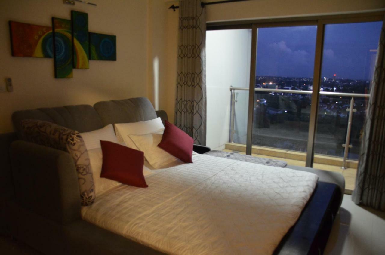 Atrium - Iconic Apartment Sri Jayewardenepura Kotte Luaran gambar
